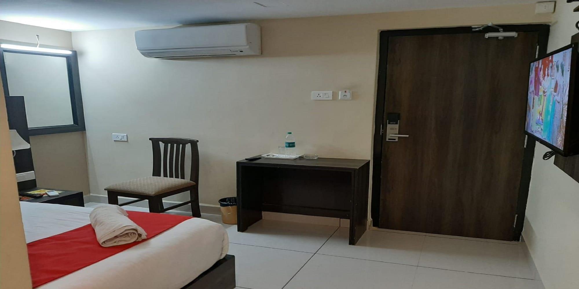 Plaza Hotel Trichy Tiruchirappalli Экстерьер фото