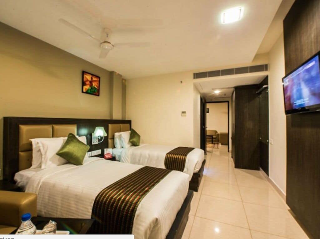 Plaza Hotel Trichy Tiruchirappalli Экстерьер фото