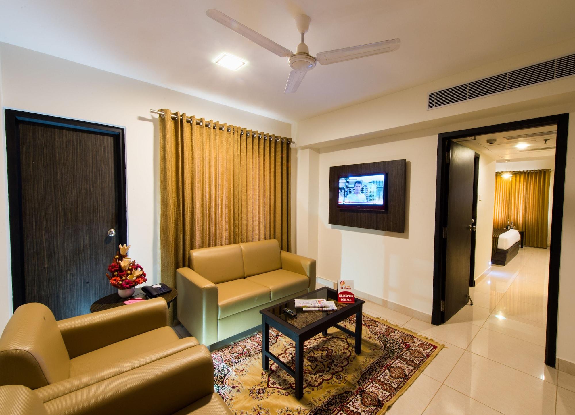 Plaza Hotel Trichy Tiruchirappalli Экстерьер фото