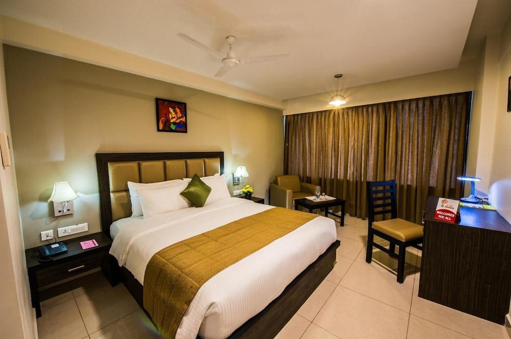 Plaza Hotel Trichy Tiruchirappalli Экстерьер фото